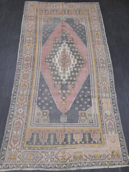 Muted Vintage RUG 4.7 x 9 TURKISH Rug Distressed Vintage  Rug Wool Oushak Rug Large Hand Made Rugs Vintage Turkish Rug Hand Knotted 5x9 Rug