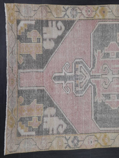 Hand Made Rug, Oushak Rug, Rustic Rug 4.2 x 9.2 Vintage Rug Pink Turkish Rug, Farmhouse Rug, Vintage Oriental Rug, Wool Hand Knotted rug