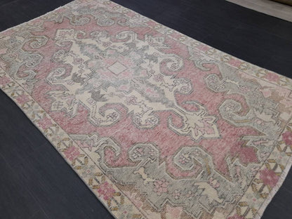 Hand Knotted Vintage Rug  4.2 x 7 Vintage Rug Red Turkish Rug Farmhouse Rug, Handmade Vintage Oriental Rug, Wool Hand Knotted rug