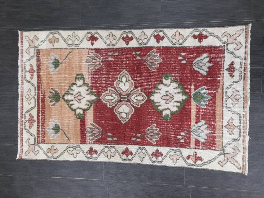 Floral Vintage Rug 2.7 x 4.6 Rug  Oushak Rug, Wool Oriental Rug Hand Made Rug Persian Rug, Vintage Turkish Rug Hand Knotted Wool Rug
