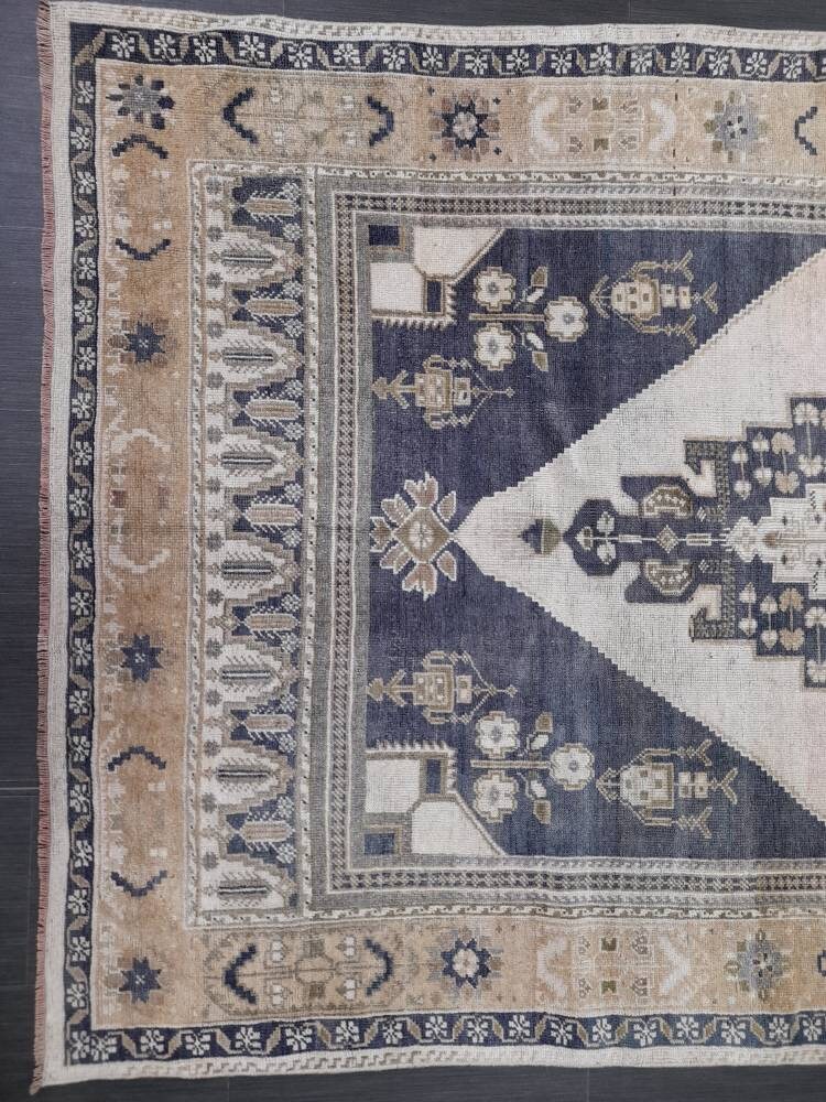 MUTED Large Vintage RUG TURKISH Oushak Rug 5 x 9.3 Vintage Oriental Rug Antique Persian Hand Made Rug Wool Turkish Anatolian Rug