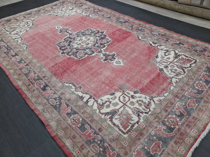 Vintage Turkish Rug 6.6 x 10.9 Red Vintage Persian Rug Muted Vintage Rug Wool Muted Oushak Rug Hand Made Rugs Vintage Distressed Turkish Rug