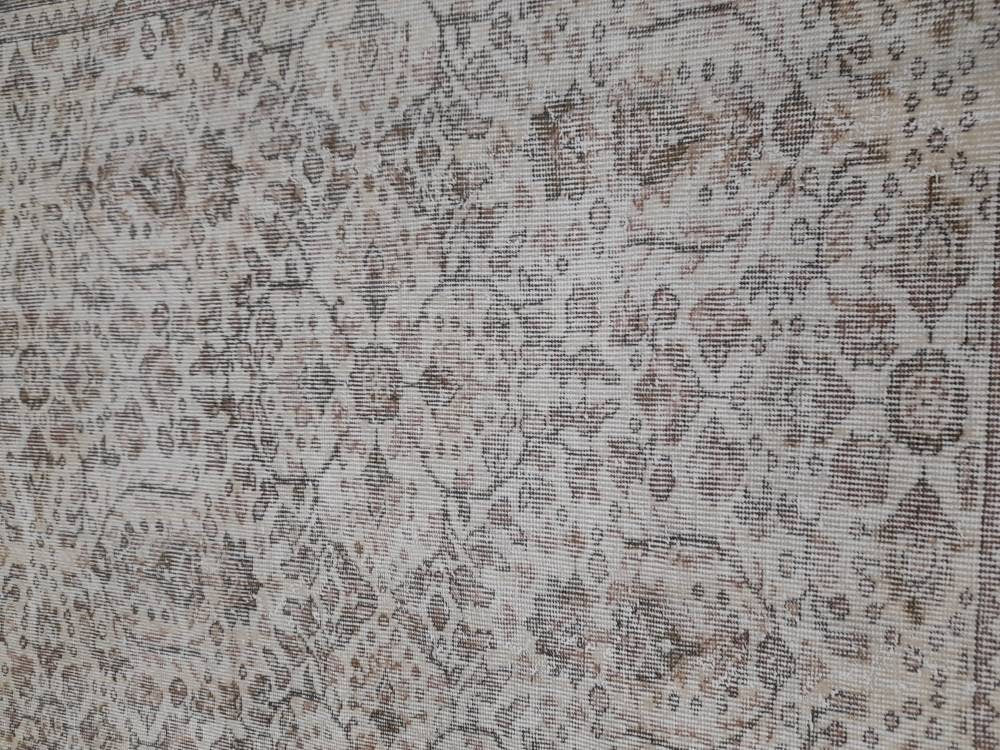 Neutral Vintage TURKISH 5.5 x 9.5 Rug Vintage Rug Vintage Muted Oriental Rug Wool Hand Knotted Rug Hand Made Rugs Antique Turkish Rug