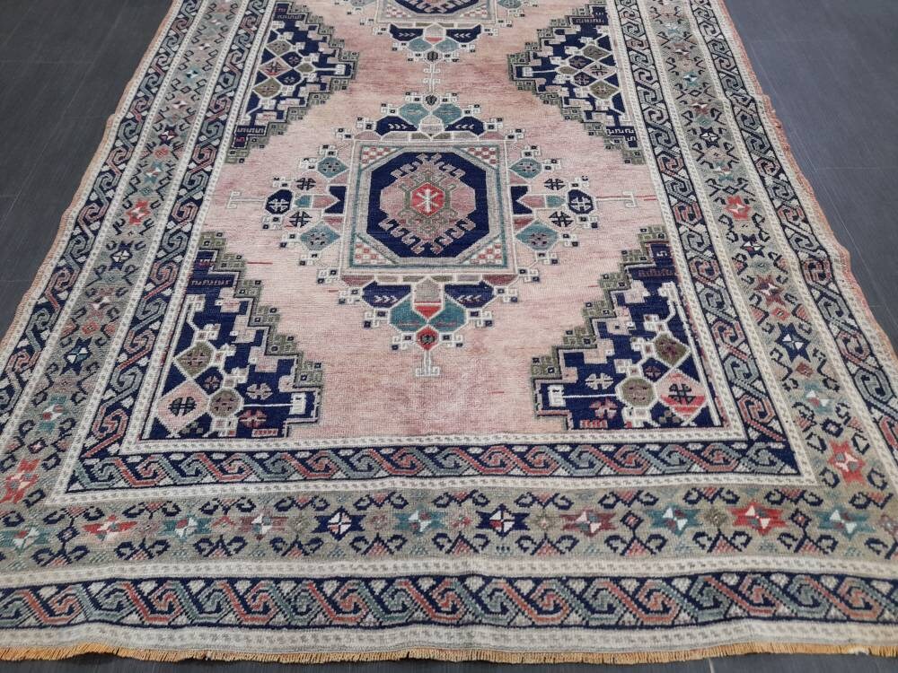 Vintage rug Medium Wool Pile 5 x 11.3 Turkish Rug, Oushak Rug, Quality Wool Rug Hand Knotted Rug , Oriental Rug Fine Knotted rug