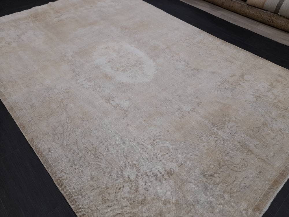 Neutral Rug Hand Knotted Rug Neutral Vintage Rug 6.6 x 10.3 Muted Oushak Rug Ivory Rustic Rug Beige Turkish Rug, Farmhouse Rug, Wool rug