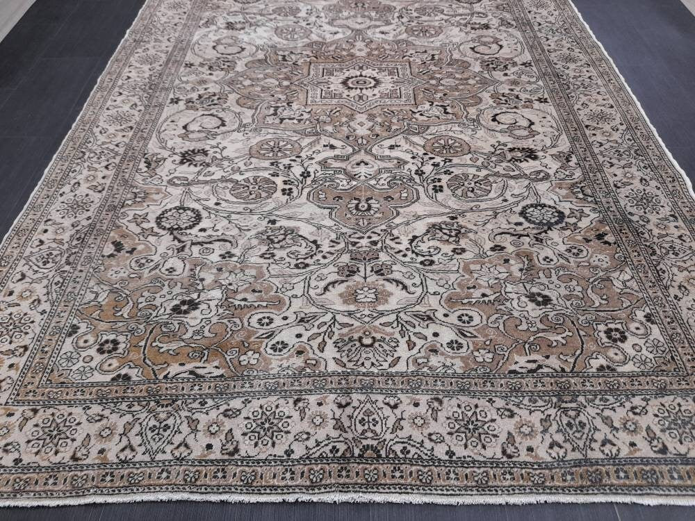 Neutral Rugs 6.4 x 9.4 Vintage Neutral Rug Muted Oushak Rug Rustic Persian Rug Turkish Rug Fine Hand Knotted Wool rug Vintage Oriental Rug