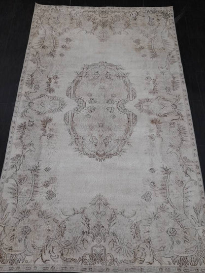 NEUTRAL Oriental RUG TURKISH 5.8 x 9.6 Muted Rug Vintage Rug Vintage Oriental Rug Wool Hand Knotted Rug Hand Made Rugs Antique Turkish Rug