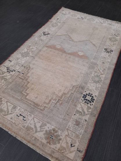 Muted Vintage Floral Rug 2.8 x 5 VINTAGE Muted Rug Oushak Rug Wool OrientaRugs Hand Made Rug Persian Rug  Vintage Turkish Rug Farmhouse Rug