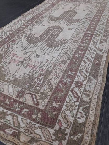 Muted Vintage Rug Muted Turkish 3 x 5.6 Rug Oushak Rug, Rustic Rug, Muted Rug, Vintage Turkish Rug, Farmhouse Rug, Vintage Rug, Wool rug