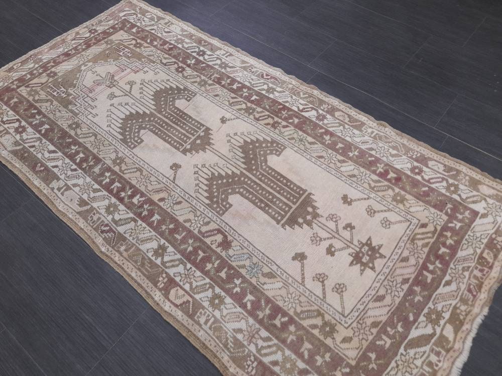 Muted Vintage Rug Muted Turkish 3 x 5.6 Rug Oushak Rug, Rustic Rug, Muted Rug, Vintage Turkish Rug, Farmhouse Rug, Vintage Rug, Wool rug