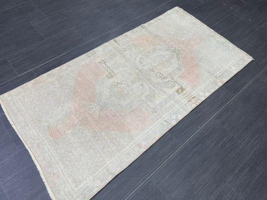 Muted Vintage Rug 2.5 x 5 Natural Wool Handmade Rug, Oushak Rug, Rustic Rug, Turkish Rug, Farmhouse Rug, Wool rug