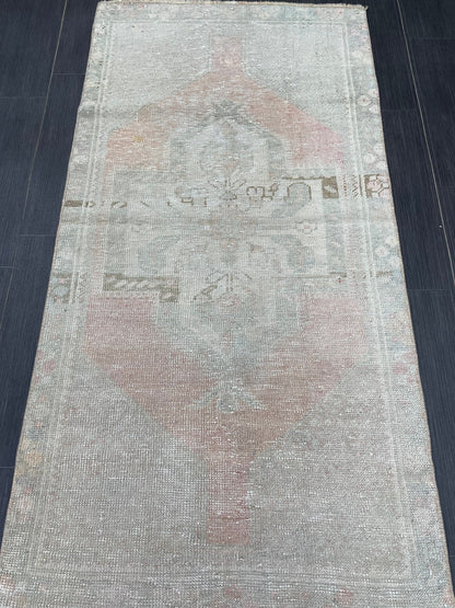 Muted Vintage Rug 2.5 x 5 Natural Wool Handmade Rug, Oushak Rug, Rustic Rug, Turkish Rug, Farmhouse Rug, Wool rug