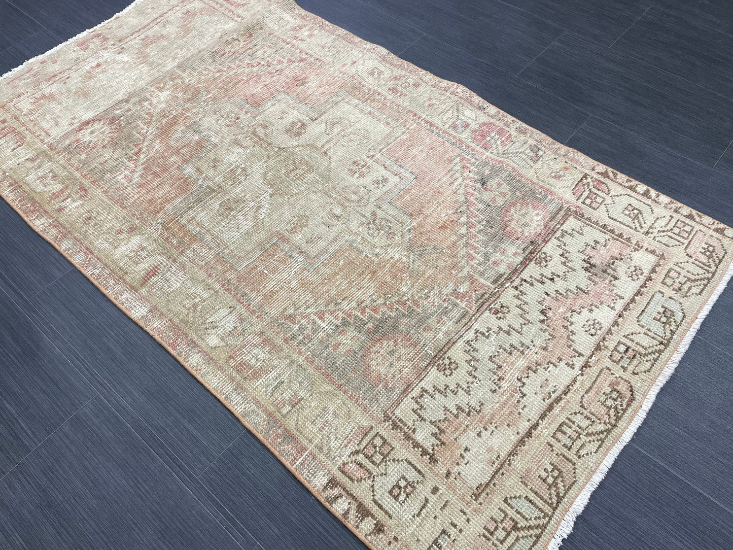 Muted Vintage Rug 3 x 5.3 Handmade Rug Vintage Turkish Rugs   Oushak Rug  Hand Made Rug, Vintage Oushak Rug, Wool Rug