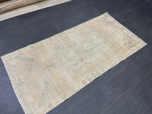 3.5 x 7 Rug Hand Made Rug Oushak Rug, Rustic Rug Distressed Rug, Rug Runner, Turkish Rug, Farmhouse Rug, Vintage Rug, Wool rug