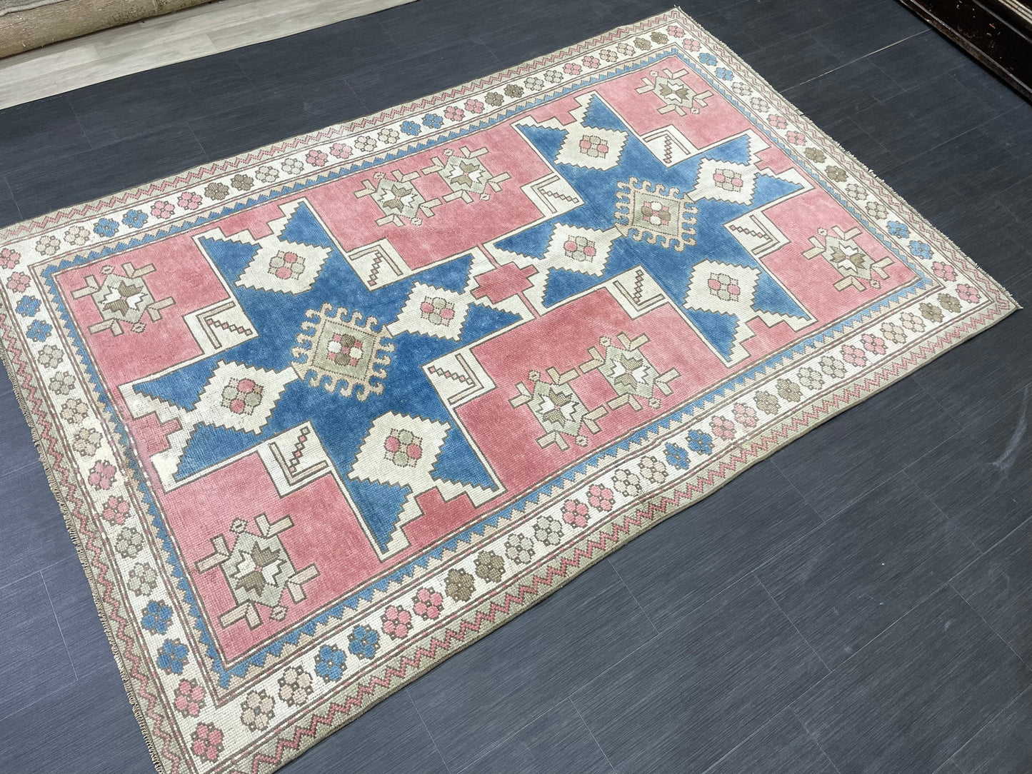 Vintage Blue and Pink Rug 5x8 Vintage Persian Rug Muted Vintage Rug Wool Muted Oushak Rug Hand Made Rugs Vintage Turkish Rug