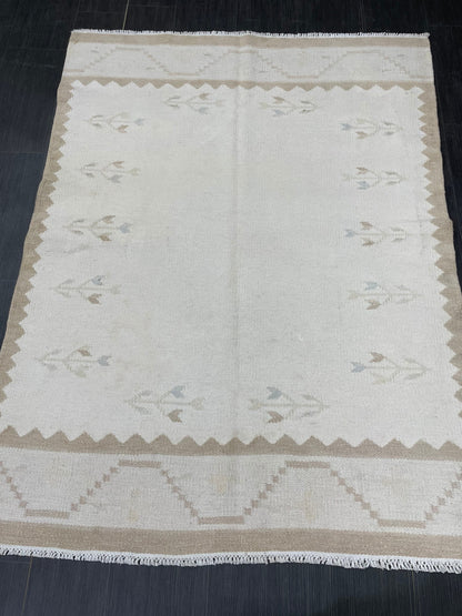 Natural 4.5 x 6 Rug Vintage Kilim Handmade Rug, Flatwoven Oushak Rug Rustic Rug, Flat Weave Rug Turkish Rug Farmhouse Rug Vintage Wool rug