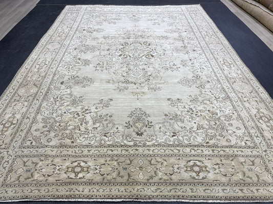 MUTED Rug Vintage 6.7 x 9.6  Handmade Rug, Oushak Rug Natural Rustic Rug ORIENTAL Rug Turkish Rug Neutral Rug Vintage Neutral Persian rug