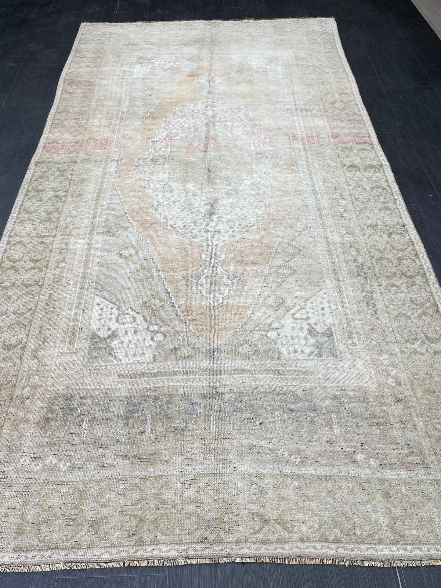 Muted OUSHAK 5 x 9.6 RUG TURKISH Oushak Neutral Rug Vintage Wool Large Rug Hand Made Rugs Vintage Turkish Rug Vintage Living room rug