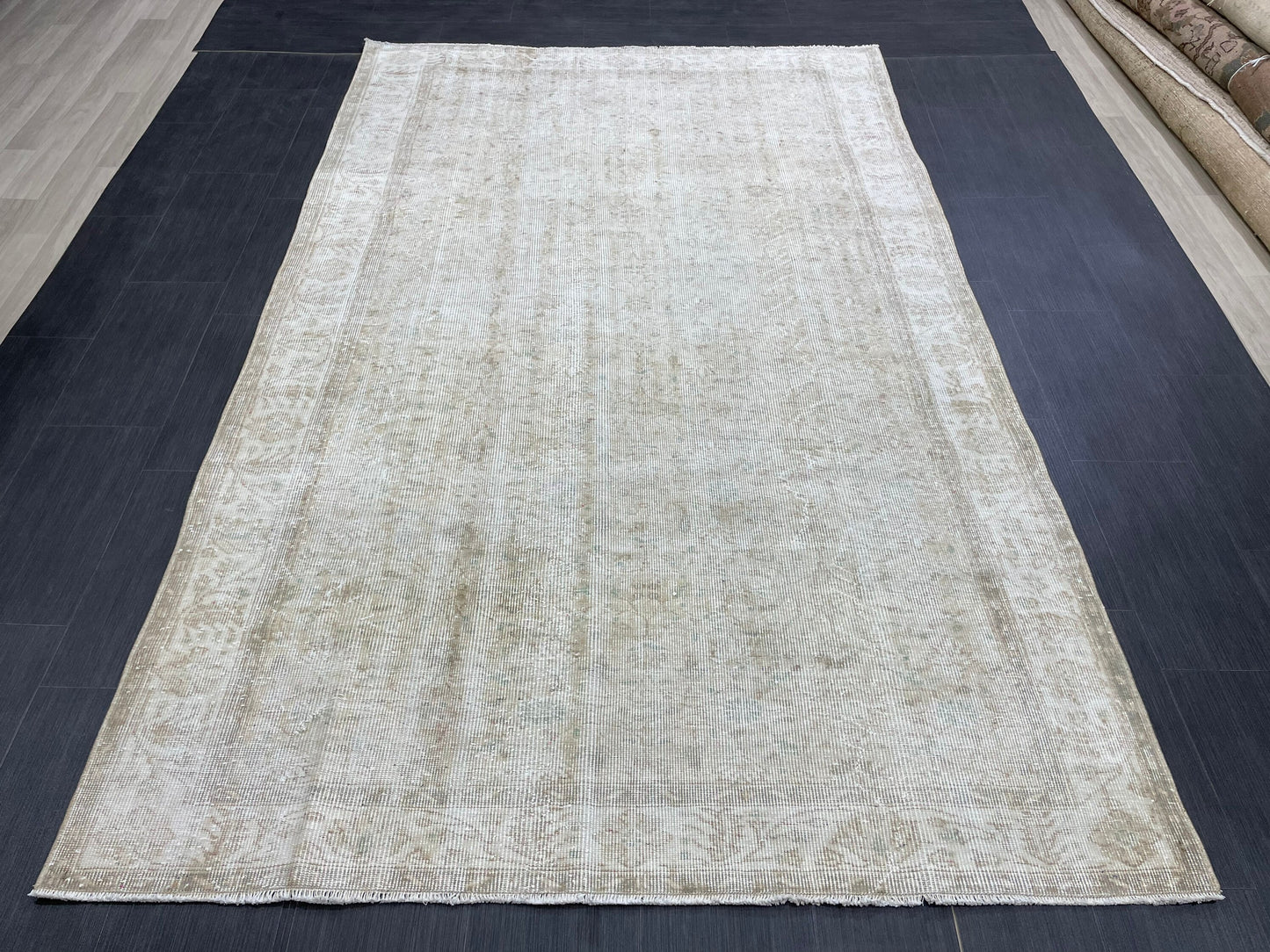 Large Vintage Muted RUG TURKISH Rug 5.7 x 9.2 Vintage Persian Rug Vintage Oriental Rug Wool Distressed Rug Handmade Rugs Vintage Turkish Rug