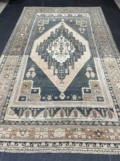 Vintage Rug 6.2 x 10.5 Authentic Turkish Oushak Rug Hand Knotted Rug Rustic Rug Handmade Wool Turkish Rug Persian Rug Oriental Green Rug