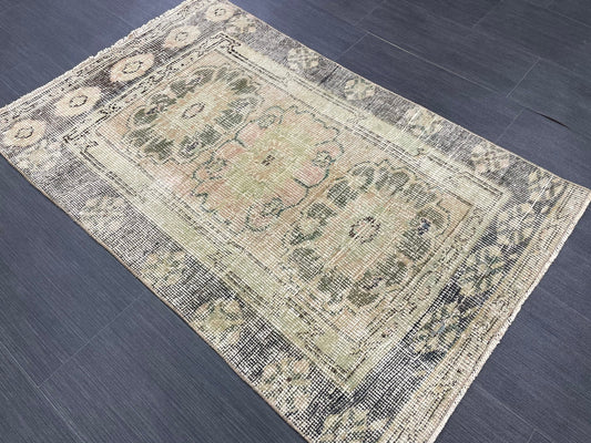 Bathroom Vintage Rug 2.6 x 4 Rug Oushak Rug, Wool Oriental Rug Handmade Rug Persian Rug, Vintage Turkish Rug Hand Knotted Wool Rug