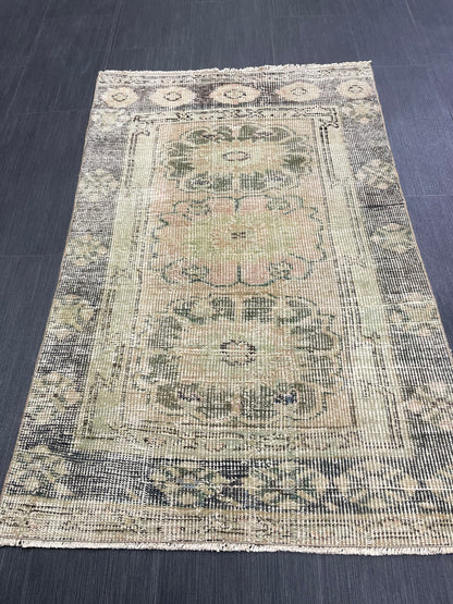 Bathroom Vintage Rug 2.6 x 4 Rug Oushak Rug, Wool Oriental Rug Handmade Rug Persian Rug, Vintage Turkish Rug Hand Knotted Wool Rug