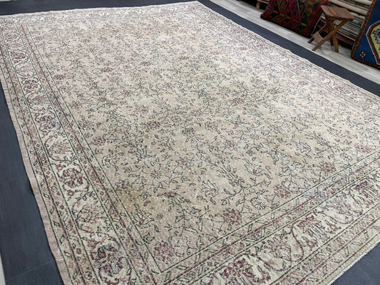 Large Floral 8.2 x 11.4 Rug OUSHAK RUG Distressed Rug 8x12 Vintage Handmade Rugs Hand Knotted Turkish Rug Soft Pink Rose Pink Light Pink