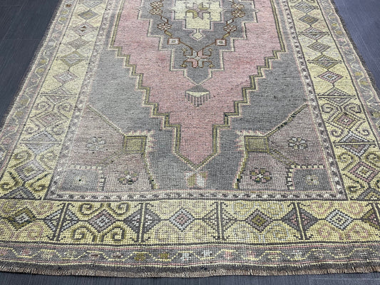 Handmade Rug 4 x 6.7 Vintage Rug Oushak Rug Wool Rug, Persian Rug Fun Turkish Rug Soft Colors Rug Oriental Wool rug