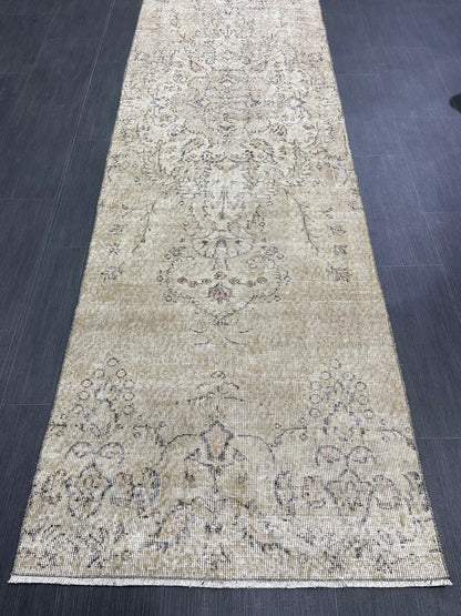 Oushak Runner Rug 2.7 x 10.2 Muted Turkish Runner Rug Vintage Neutral Runner Rug Hallway Natural Runner Rug Kitchen Runner Rug Wool Runner