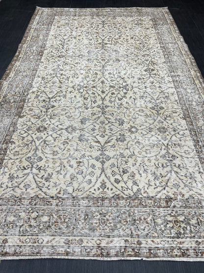 Vintage Rug TURKISH 5.5 x 9 Rug Handmade Rug Distressed Rug  Large Turkish Oushak Rug Oushak Rug, Wool Rug Hand Knotted Rug