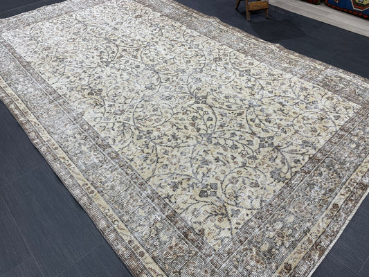 Vintage Rug TURKISH 5.5 x 9 Rug Handmade Rug Distressed Rug  Large Turkish Oushak Rug Oushak Rug, Wool Rug Hand Knotted Rug