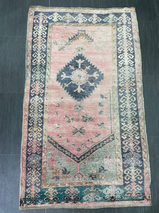 Handmade Rug Oushak 3.3 x 5.4 Rug Rustic Rug Hand Knotted Rug,Turkish Rug, Farmhouse Rug Vintage Rug, Wool rug
