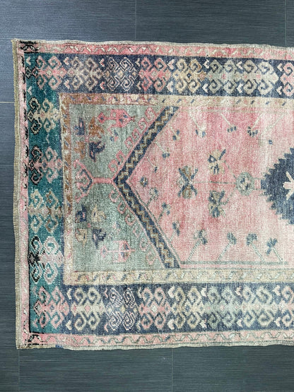 Handmade Rug Oushak 3.3 x 5.4 Rug Rustic Rug Hand Knotted Rug,Turkish Rug, Farmhouse Rug Vintage Rug, Wool rug
