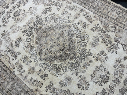 Muted Vintage Rug Neutral 7 x 10.5 Persian Rug Vintage  Rug Wool Oushak Rug Neutral Handmade Rug Vintage Turkish Rug Hand Knotted Rug
