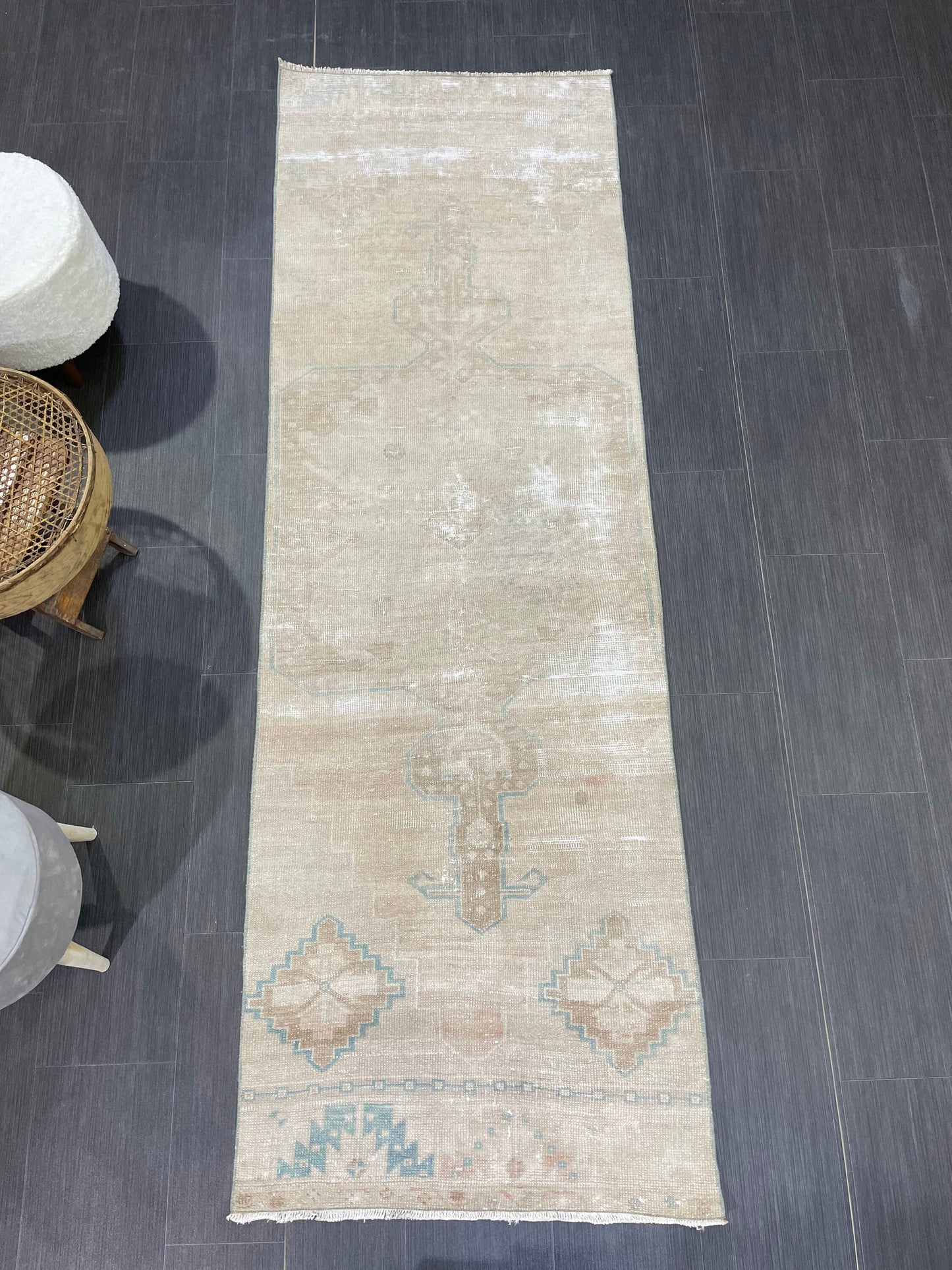 Vintage Runner Rug Muted Distressed Runner 2.7 x 8.2 Rug Turkish Runner Rug Pink Vintage Runner Rug Hallway Runner Rug Wool Antique Runner