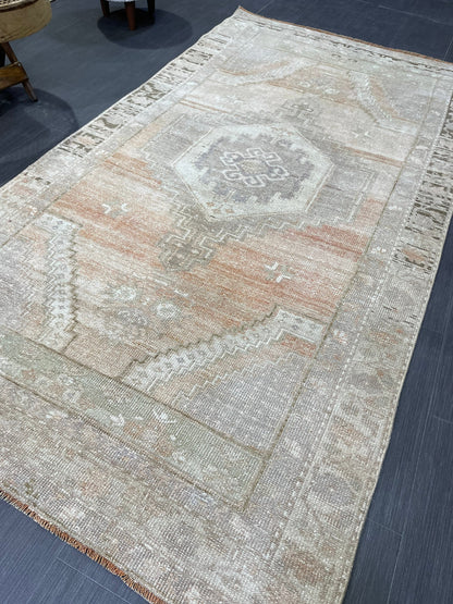 Muted Vintage Rug, Muted Turkish 4.2 x 7.9 Rug, Oushak Rug, Rustic Rug, Muted Rug, Vintage Turkish Rug, Farmhouse Rug, Vintage Rug, Wool rug