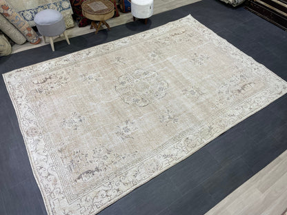 Wool Vintage Rug, Turkish 6.9 x 10 Rug, Muted Handknotted Rug, Handmade Rug, Persian Rug, Living Room Rug, Turkish Kitchen Rug