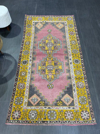 Vintage Rug, Turkish 3.7 x 7 Rug Oushak Rug, Handmade Rug, Muted Rug, Vintage Turkish Rug, Farmhouse Rug, Vintage Rug, Wool rug