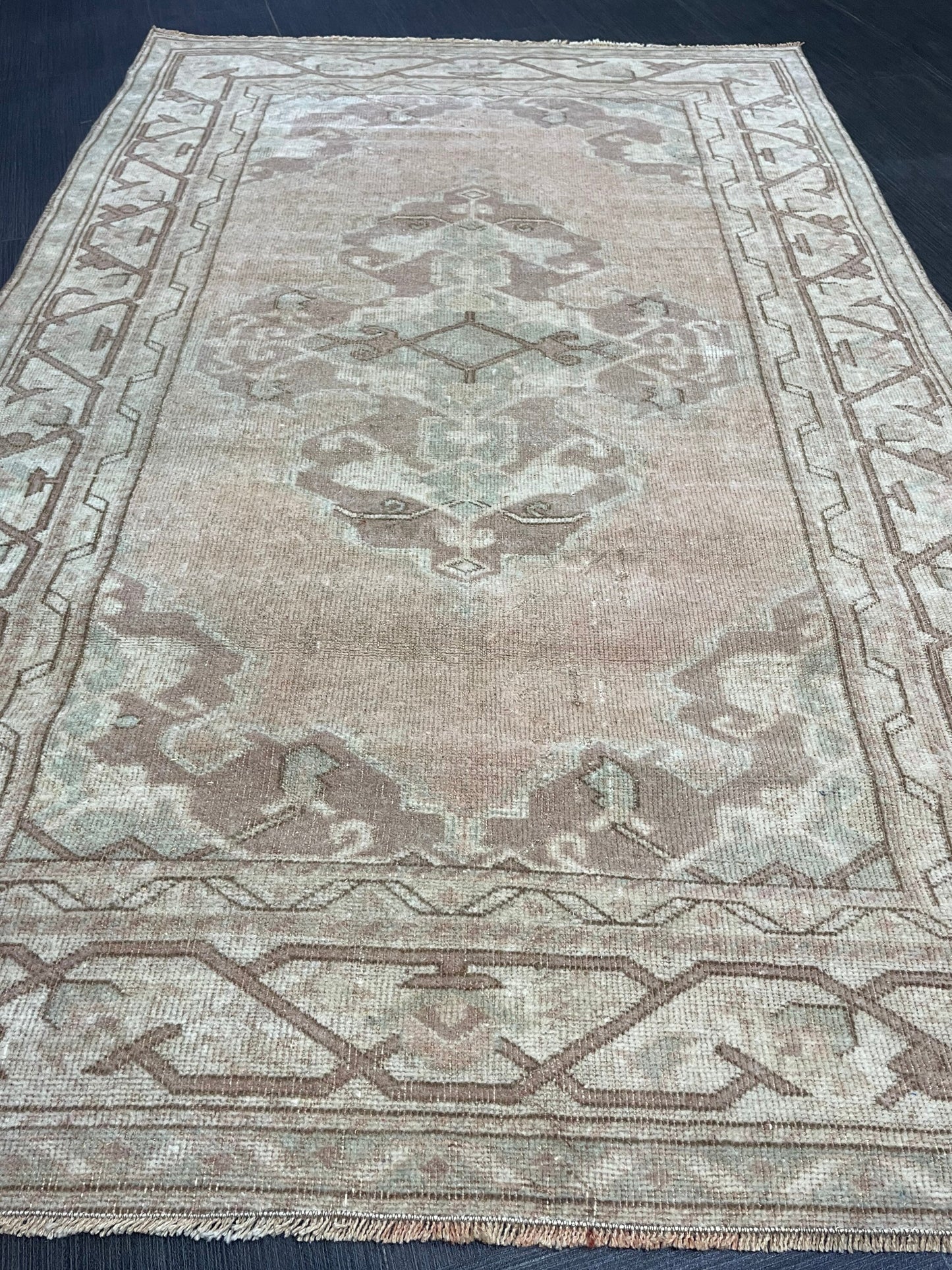 Handmade Rug, Oushak 3.6 x 5.6 Rug, Rustic Rug, Rug Runner, Turkish Rug, Farmhouse Rug, Vintage Rug, Wool rug