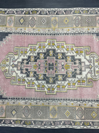 Hand Knotted Rug, Oushak 4.8 x 7.7 Rug, Rustic Rug, Handmade Rug, Turkish Rug, Farmhouse Rug, Vintage Rug, Wool rug