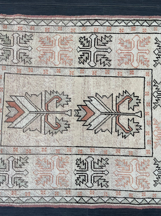 Vintage Rug, Oushak Rug, Wool Handmade  3.5 x 4.9 Rug, Persian Rug, Turkish Rug, Hand Knotted Wool Rug