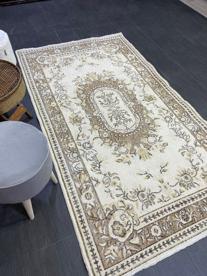 Neutral Rug, Persian RUG, TURKISH 4x7 Rug, Hand knotted Rug, Oriental Rug, Vintage Rug, Handmade Rug, Antique Rug, Oushak Rug, woven rug.