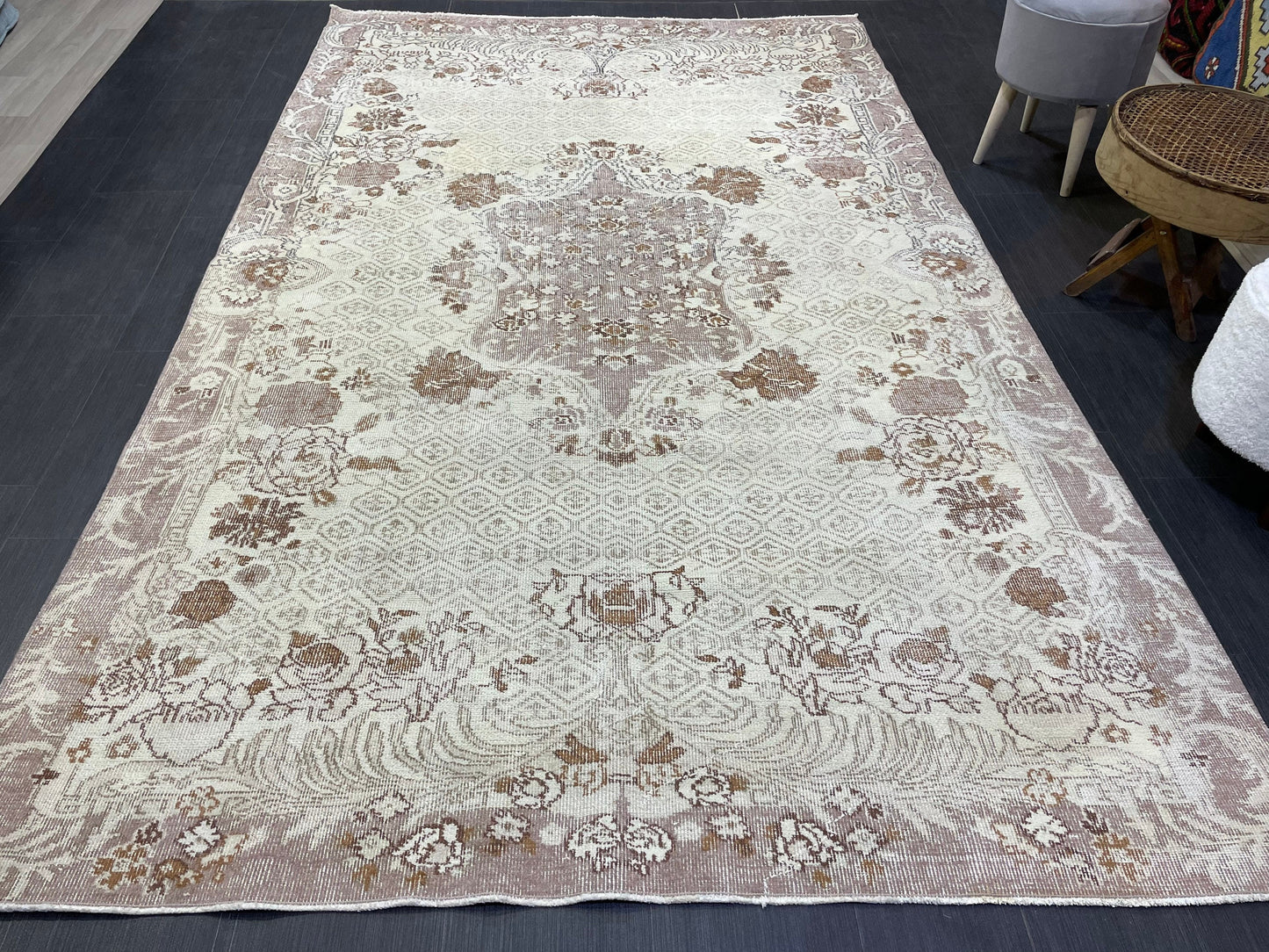 Turkish Rug, Antique Rug, Neutral 5.10 x 9.4 Rug, Persian RUG, Oushak Rug, Hand knotted Rug, Distressed Rug, Vintage Rug, Handmade Rug,