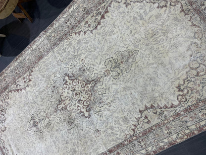 Persian Rug, Neutral Turkish Rug, Antique 5.2 x 9.8 Rug, Neutral Rug, Oushak Rug, Hand knotted Rug, Distressed Rug, Vintage Rug, Handmade