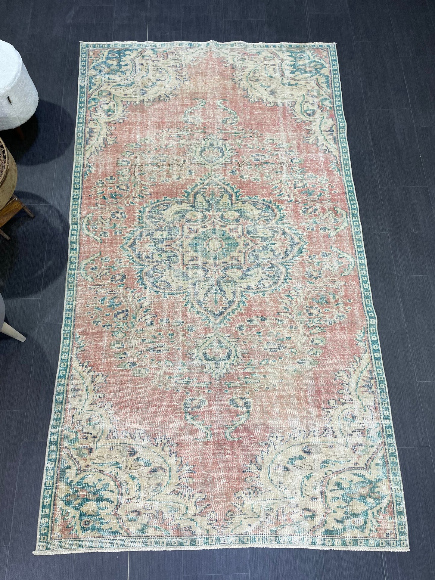 Antique Rug, Turkish 4.9 x 8.6 Rug, Persian RUG, Oushak Rug, Hand knotted Rug, Distressed Rug, Vintage Rug, Handmade Rug, woven rug.