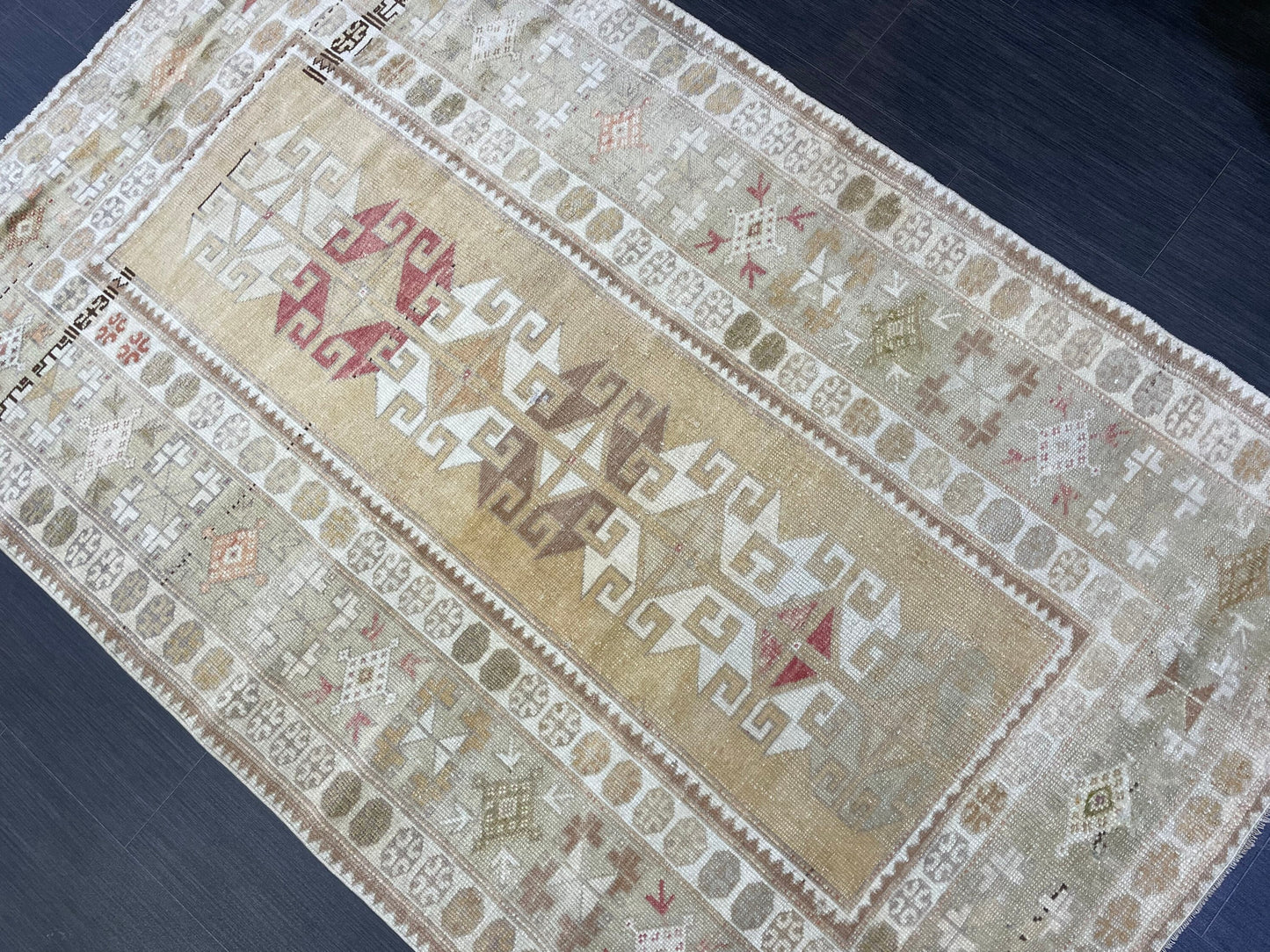 Vintage Rug, Oushak Rug, Wool Oriental 4 x 6.4 Rug, Handmade Rug, Persian Rug, Vintage Turkish Rug Hand Knotted Wool Rug