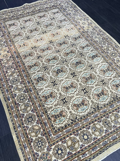 Fine Hand Knotted Rug, Vintage 4x6 Rug, Persian Rug, Turkish Rug, Oushak Rug, Handmade Rug, Rustic Rug, Wool Rug, Oriental Rug