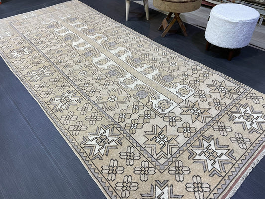 Vintage RUG, TURKISH 4 x 9.4 Rug, Wool Hand Knotted Rug, Persian Rug Wool Handmade Rug, Oushak Rugs Muted traditional rug