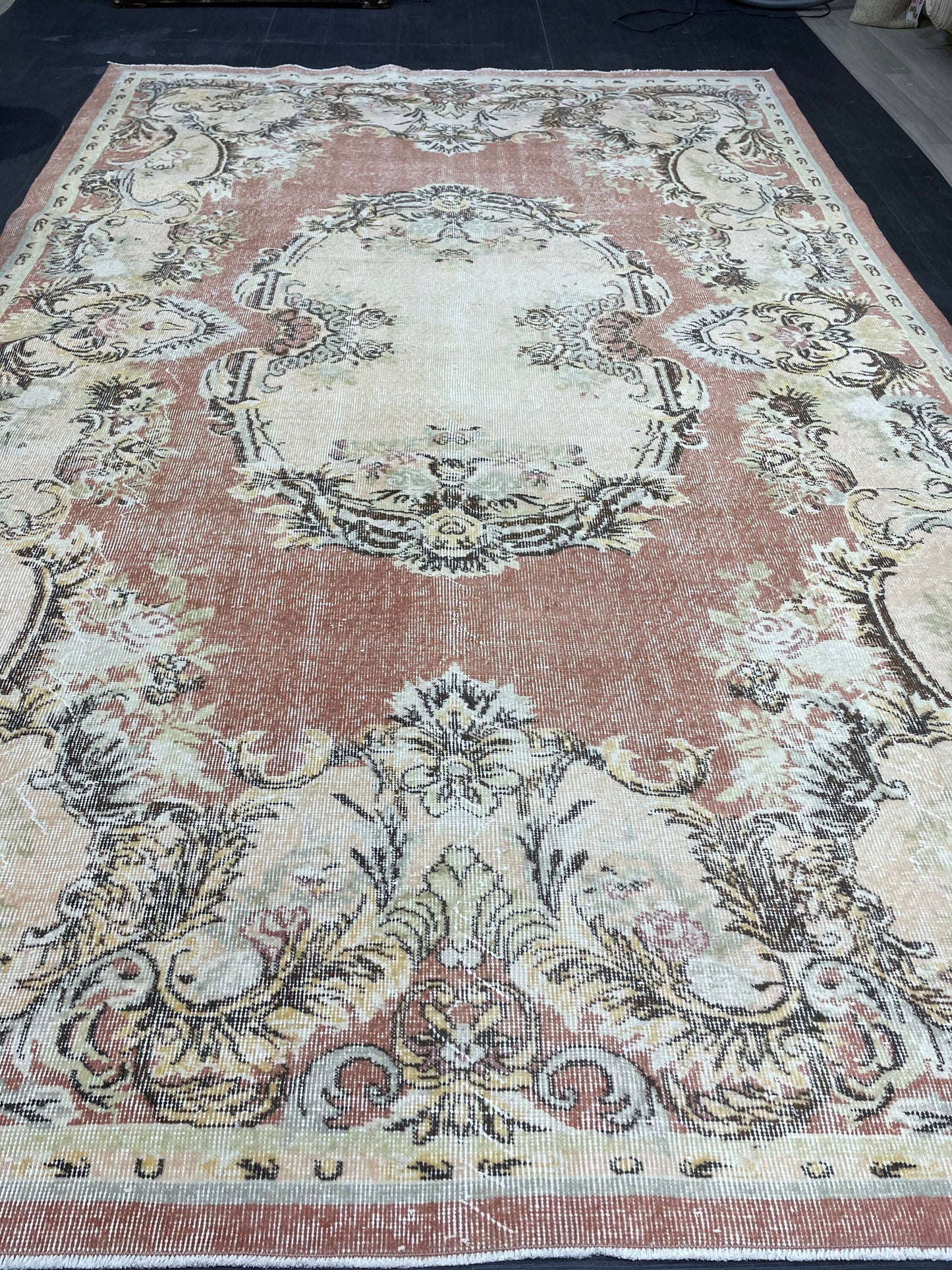 Persian Rug, Muted Vintage 7x11 Rug , Muted Oushak Rug, Rustic Rug, Turkish Rug, Farmhouse Rug, Wool rug