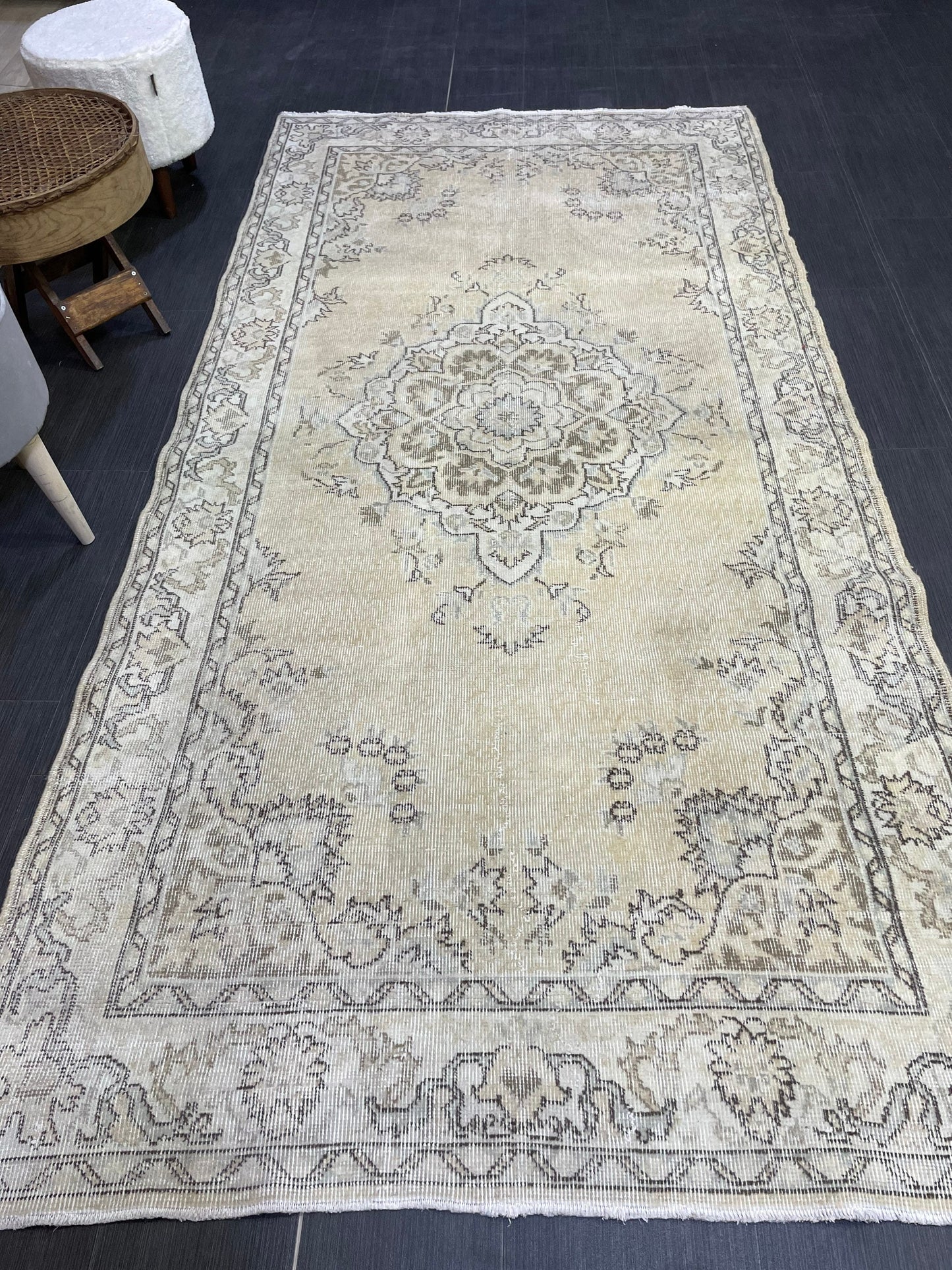 Antique Rug, Neutral Rug, Persian 4x8 RUG, Oushak Rug, TURKISH Rug, Handknotted Rug, Distressed Rug, Vintage Rug, Handmade Rug, woven rug.